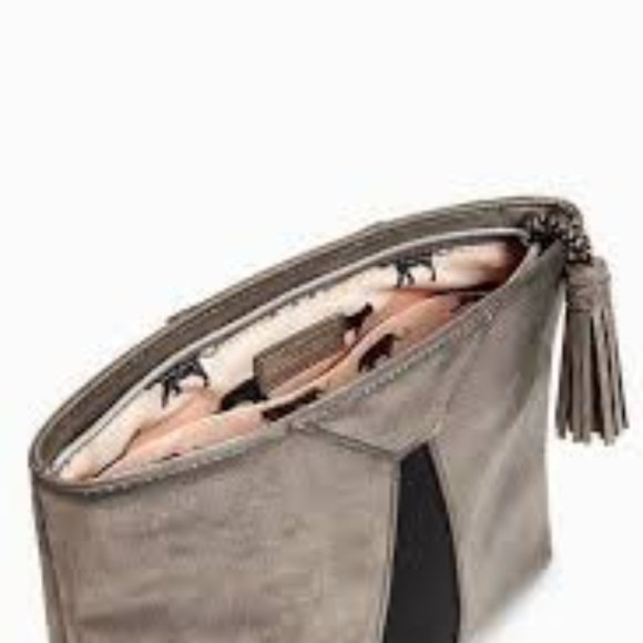 Stella & Dot - Work Hard, Play Hard pouch - Picture 2 of 4